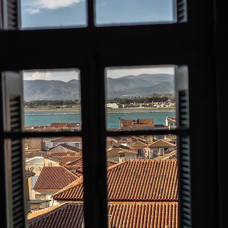 Aethra Boutique فندق مبيت وإفطار نافبليو