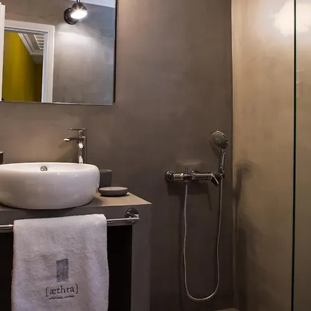 Aethra Boutique فندق مبيت وإفطار نافبليو