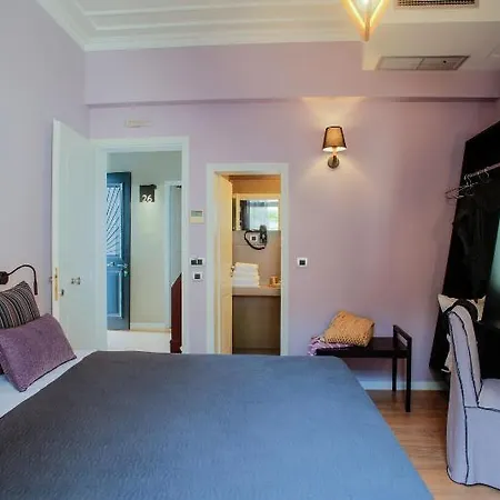 Frühstückspension Aethra Boutique 3*