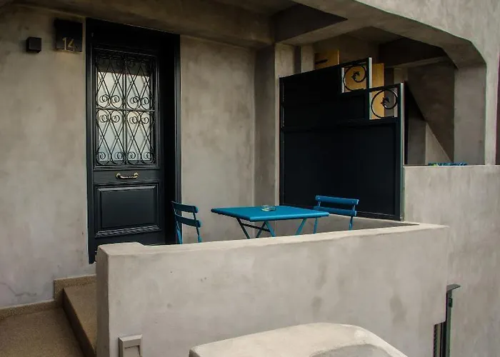 Aethra Boutique לינה וארוחת בוקר 4*