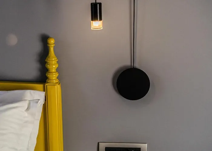 לינה וארוחת בוקר Aethra Boutique 4*