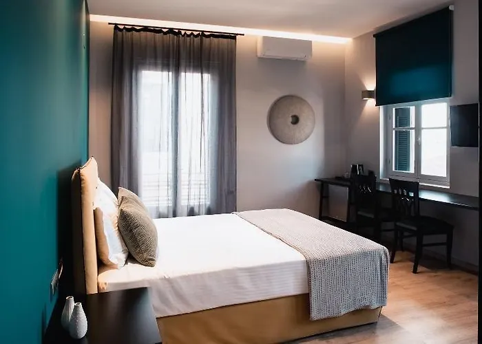 לינה וארוחת בוקר Aethra Boutique