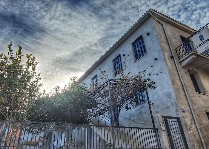 Aethra Boutique לינה וארוחת בוקר נאפפליו