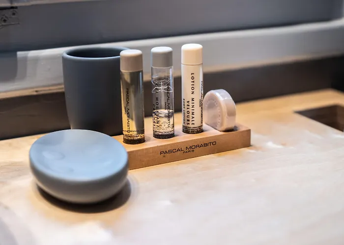 לינה וארוחת בוקר Aethra Boutique נאפפליו