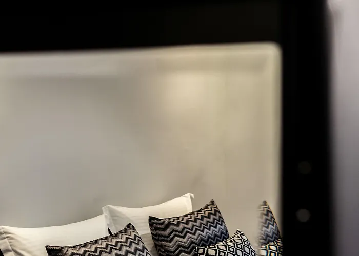 לינה וארוחת בוקר Aethra Boutique