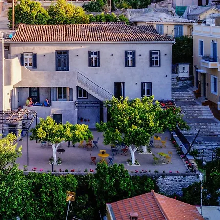 Aethra Boutique ベッド・アンド・ブレックファスト