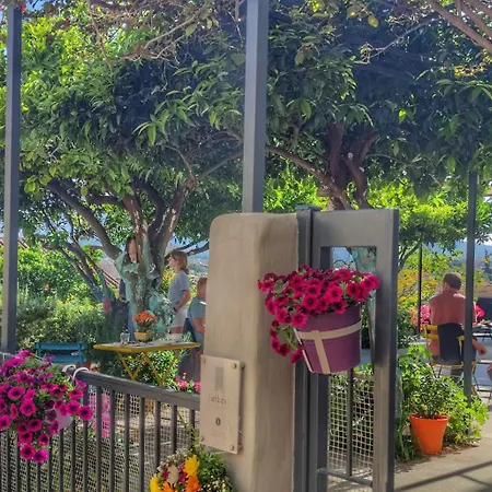 Aethra Boutique Panzió 4*