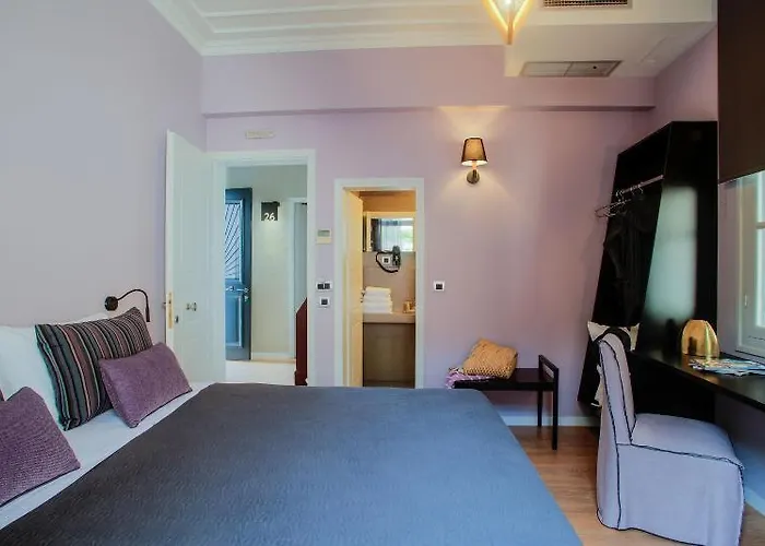 Alojamento de Acomodação e Pequeno-almoço Aethra Boutique 4*