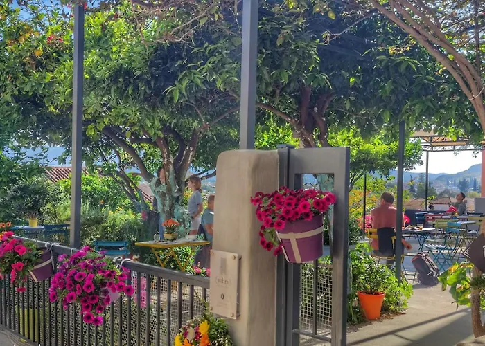 Aethra Boutique Frühstückspension 4*