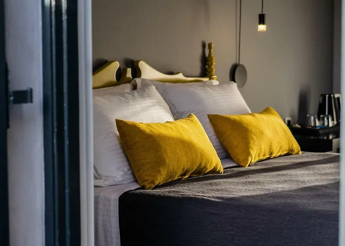 Aethra Boutique Alojamento de Acomodação e Pequeno-almoço 4*