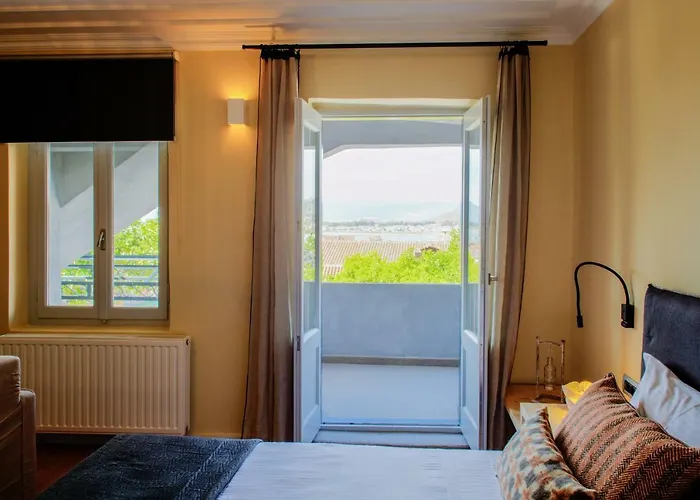 Aethra Boutique Nafplio